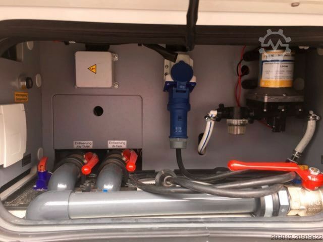 Camper integrale NIESMANN+BISCHOFF Flair 880 BE