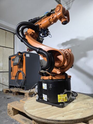 Priemyselný robot KUKA R1610 KRC4