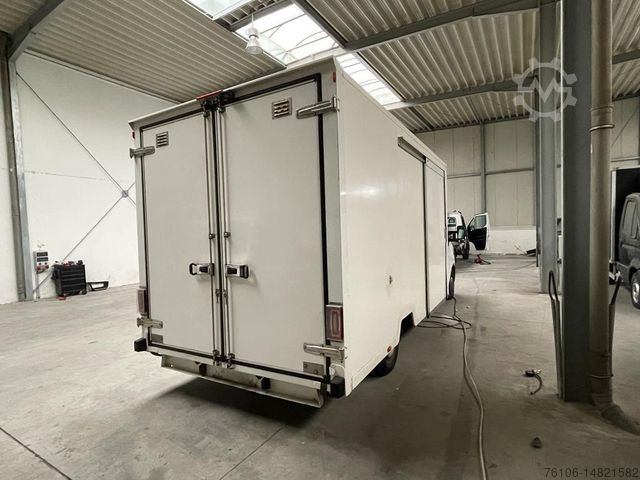 Transporter mit Koffer RENAULT Master Tiefrahmen Koffer *Ladefläche 4,25*Klima*