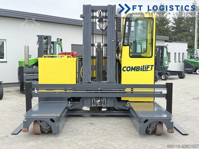 Carrello elevatore a 4 direzioni Combilift C3000STE TRIPLEX WIDE POSITIONER CABIN