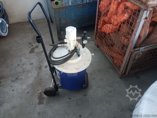 কম্প্রেসড এয়ার গ্রিজ পাম্প ১০ বার প্রেসারে SAMOA Industrial PumpMaster 3 (405100)