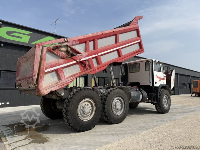 Camión volquete Perlini 131/33 Dumper 6x4