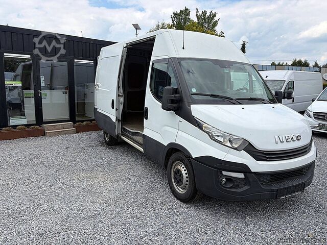 Bestelauto IVECO DAILY 35S14       L2H2 Automaat Euro6