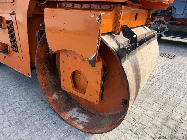 Xe lu rung tandem Hamm DV8.21 Tandemwalze Kantenschneider