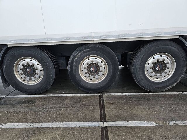 Kühl-/Tiefkühltransport KOGEL S24