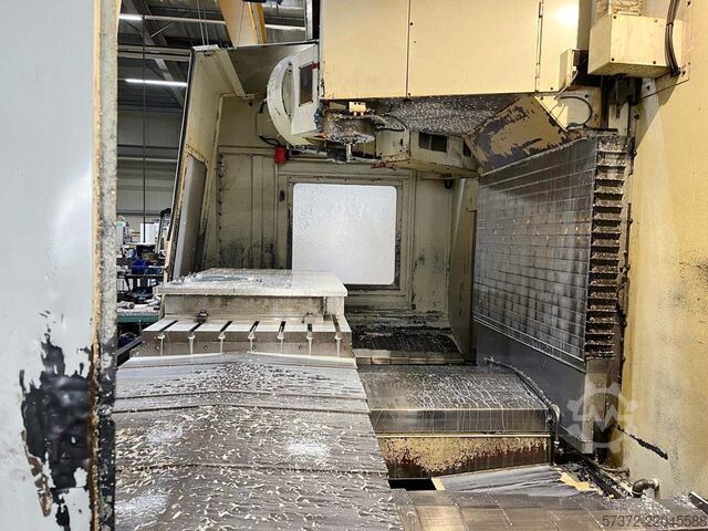 Vertikalni centar za mahinacije Hurco VMX 64/40T
