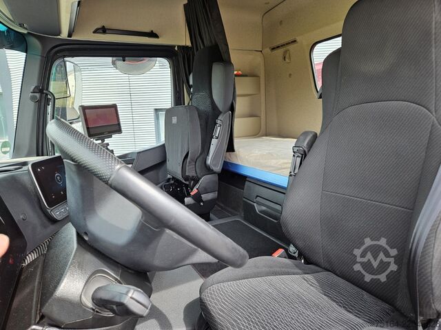 Kolmisivuinen kippiauto Mercedes-Benz Arocs 2658 LK 6x4 Bordmatik