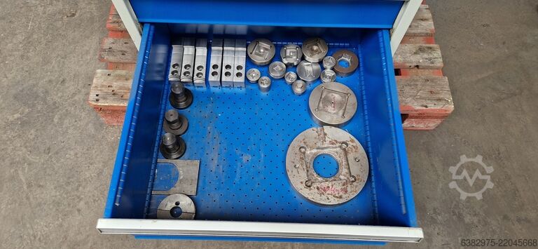 CNC turning and milling center Mazak 1. Hand nur Einzelteile SQT-15M