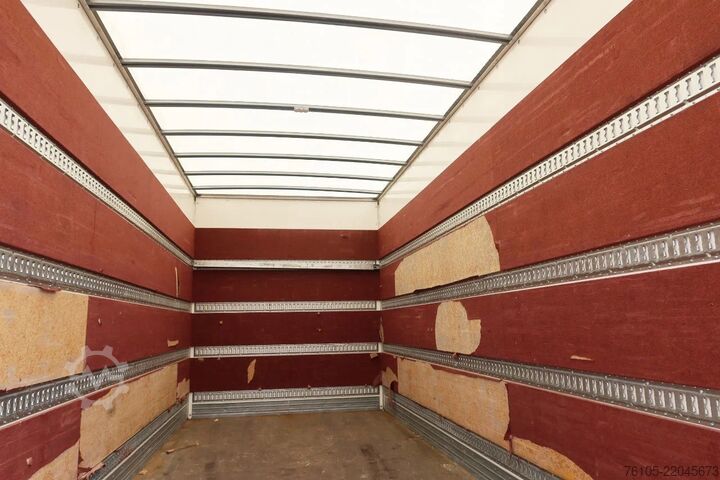 Koffer MAN TGL 12.250 Bakwagen + Laadklep DHollandia 2000 kg