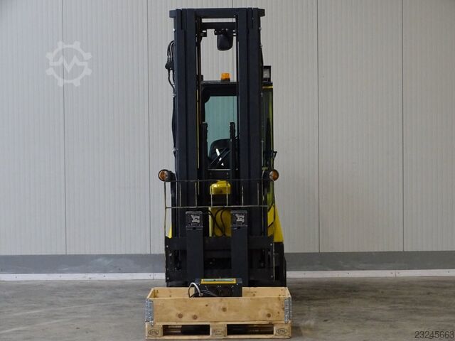 Carrello elevatore per corsie strette Combilift Aisle Master 20SE - TRIPLEX