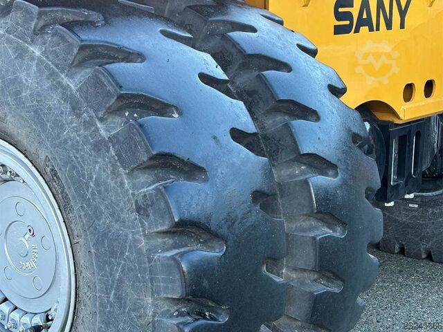 Reachstacker a contenitore pieno Sany SRSC45G5-P - PIGGYBACK SPREADER
