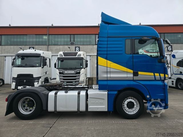 標準トラクターユニット MAN TGX 18.510 *2X VORHANDEN*ACC*2X TANK * RETARDER