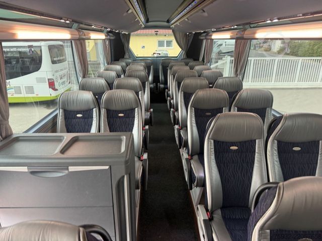 Xe khách du lịch NEOPLAN Starliner C  P 11 II P 11  371 KW