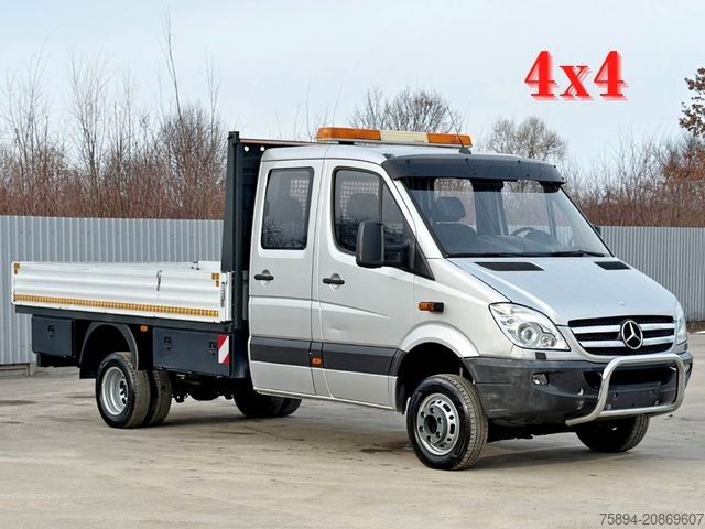 Dodávka s hydraulickým ramenom na podvozku nákladného auta MERCEDES-BENZ Sprinter 519 CDI * 4x4 * TOP