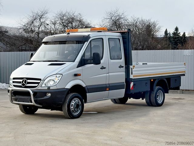 Dodávka s hydraulickým ramenom na podvozku nákladného auta MERCEDES-BENZ Sprinter 519 CDI * 4x4 * TOP