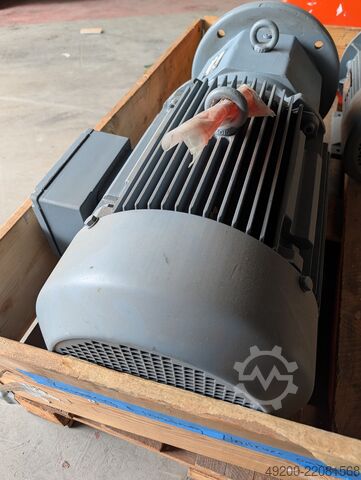 Växelmotor SEW-EURODRIVE RF802 DV160L4