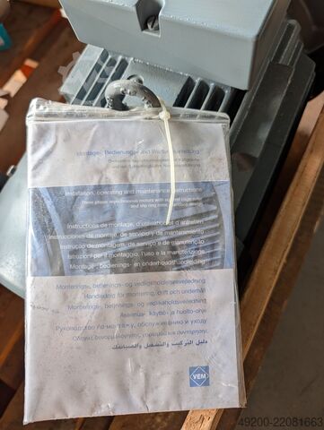 तीन चरण मोटर VEM H IE1-K21R 132M 4 HW