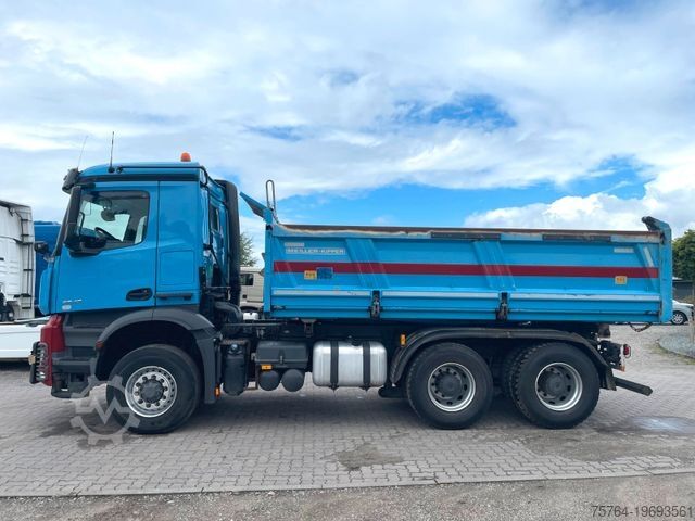 Тристранен самосвал MERCEDES-BENZ 2643 /6x6H ALLRAD/Meiller/Bordmatik/Schneeplatte