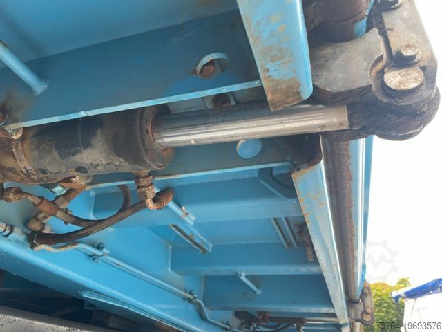Tipvogn MERCEDES-BENZ 2643 /6x6H ALLRAD/Meiller/Bordmatik/Schneeplatte