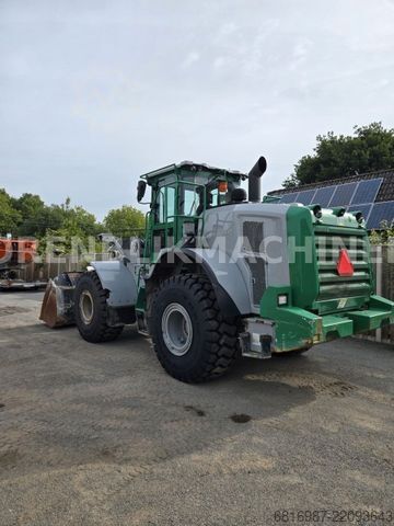 Колісний навантажувач CATERPILLAR 950M