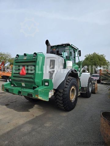 Колісний навантажувач CATERPILLAR 950M
