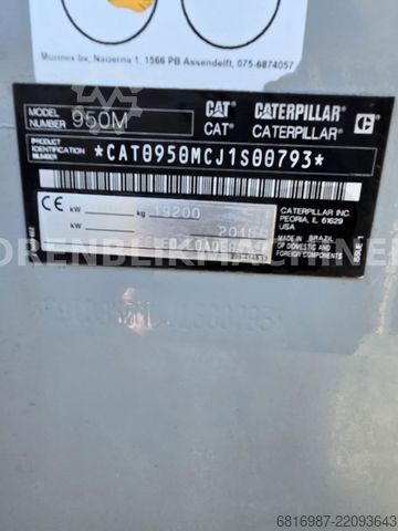 Колісний навантажувач CATERPILLAR 950M