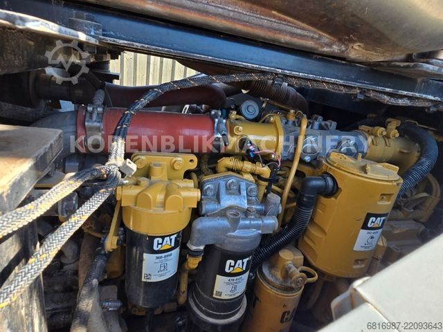 Колісний навантажувач CATERPILLAR 950M