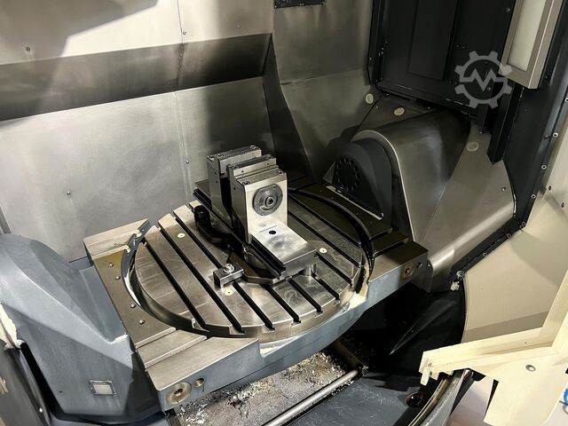 Kombinirani laserski in rezkalni stroj DMG Lasertec Shape 65