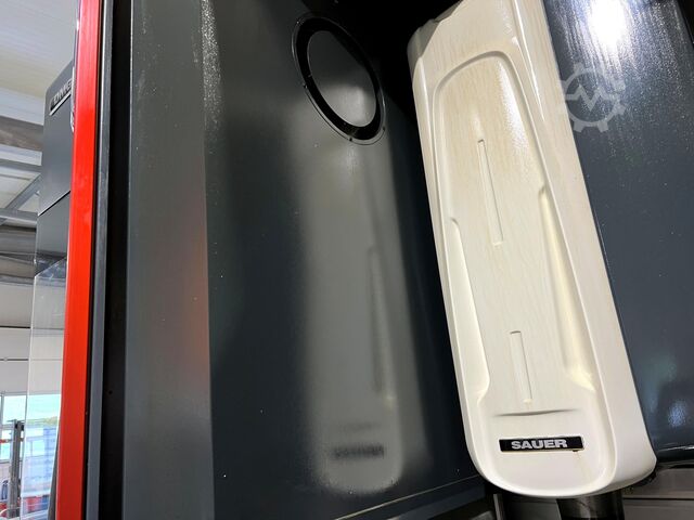Kombinirani laserski in rezkalni stroj DMG Lasertec Shape 65