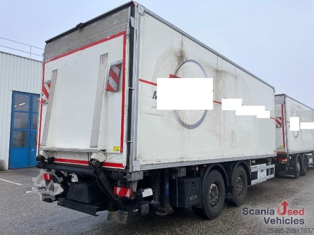 冷藏挂车 Schuh ASZ 18 Kühkoffer Durchlader !