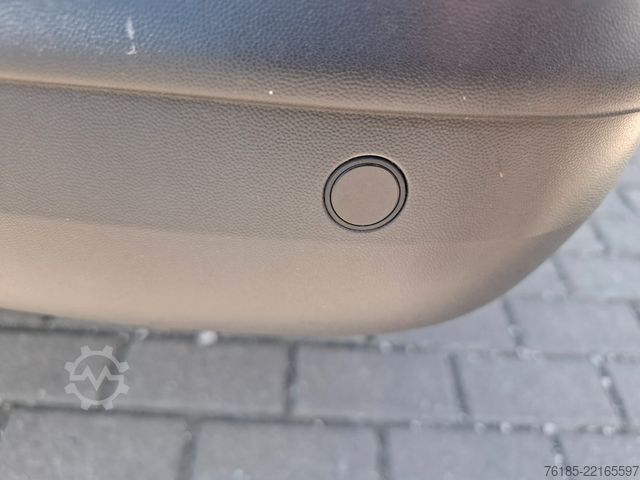 Minibus VOLKSWAGEN T6-1  9-Sitzer-Stoff  DSG Getriebe