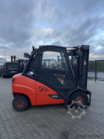 Empilhadeira diesel Linde H35D-02
