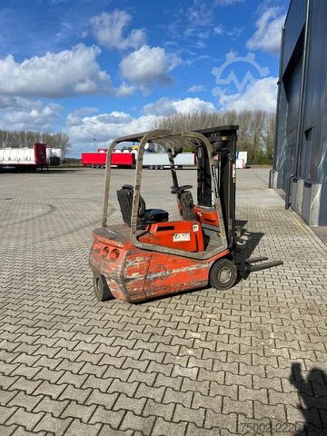 Carretilla elevadora CESAB CBE 15T  CESAB CBE 15T electric / triplex / sid...