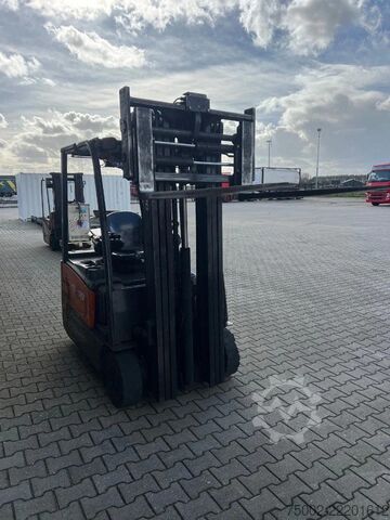 Carretilla elevadora Doosan B18-T7 triplexmast, ss electrisch