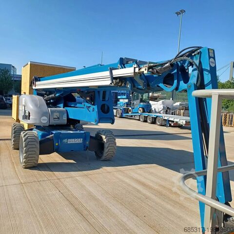 Kĺbové rameno Niftylift HR 28 Hybrid 4x4