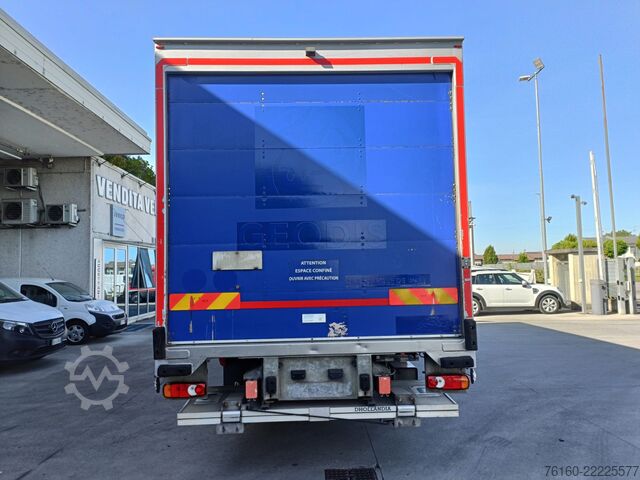 Kastenwagen mit Seitentür und Ladebordwand Iveco EUROCARGO 120E19P