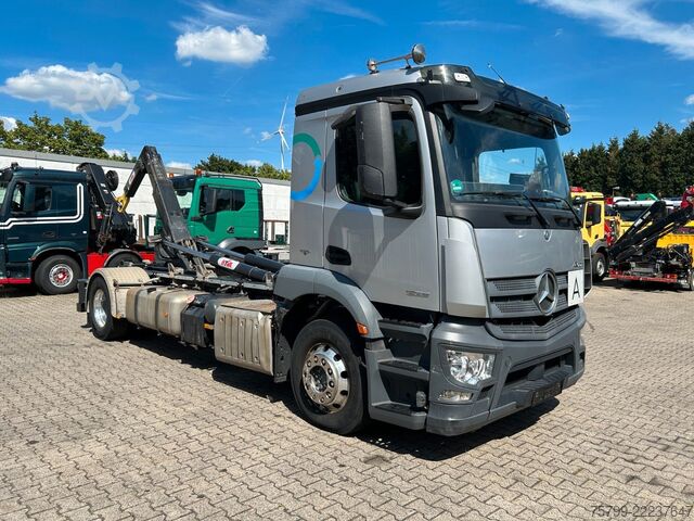 Xe tải ben móc container (roll-off) MERCEDES-BENZ 1836 Antos Abroller 4x2