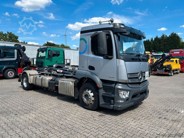 Xe tải ben móc container (roll-off) MERCEDES-BENZ 1836 Antos Abroller 4x2