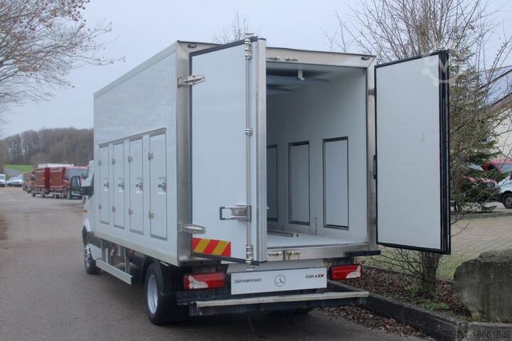 Хладилен ван MERCEDES-BENZ Sprinter 516 CDI Carrier 4+4+2 Türen Euro 5