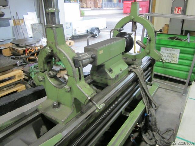 Qendër torno BOEHRINGER DM 640