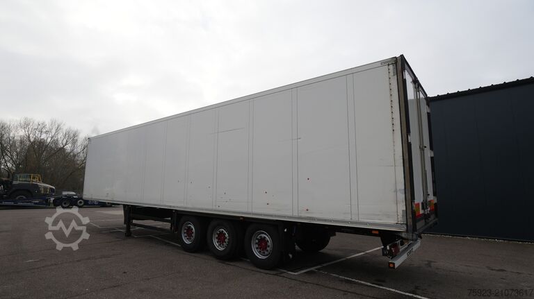 Prevoz v hladilniku/zamrznjenem stanju Schmitz Cargobull 3 AXLE FRIGO TRAILER