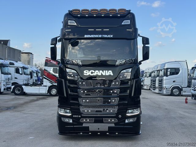 Standardni vlačilec SCANIA 660 S CHROME EDITION Full-Air4+2