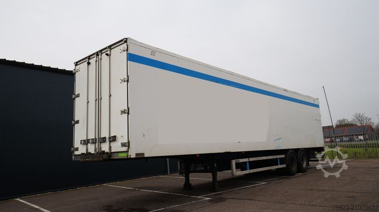 Priklopnik za platformo LAG 2 AXLE CLOSED BOX WITH FRONT AND BACK DOORS