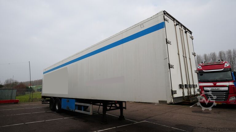 Priklopnik za platformo LAG 2 AXLE CLOSED BOX WITH FRONT AND BACK DOORS