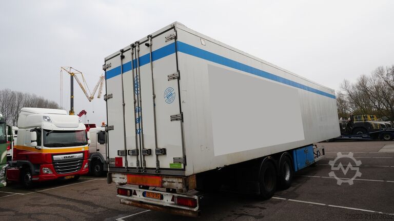 Priklopnik za platformo LAG 2 AXLE CLOSED BOX WITH FRONT AND BACK DOORS