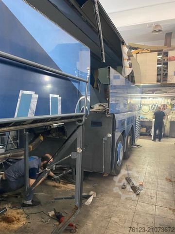 Kamp prikolica/kamper Neoplan Starliner 2 XXL Wohnbus Setra