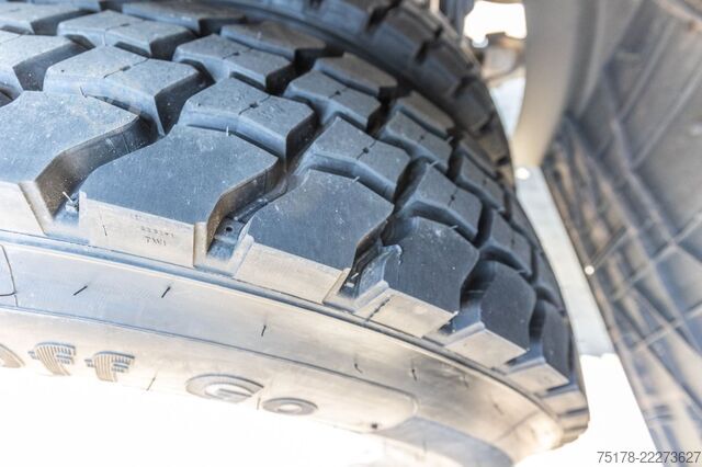 标准-SZM MAN TGS 33.470 BBS-6x6 (motor new 28.000 km)