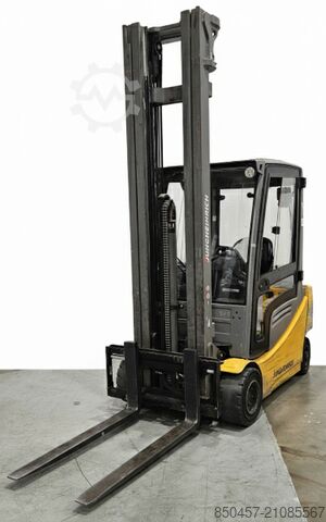 Listrik – 4 roda Jungheinrich EFG 320 Li-Ion 6.8m/ 2t/ 2020yy