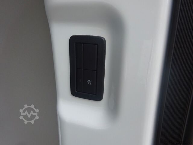 厢式货车 FORD Transit Custom DoKa Kasten 320L2H1 Trend AHK Kam