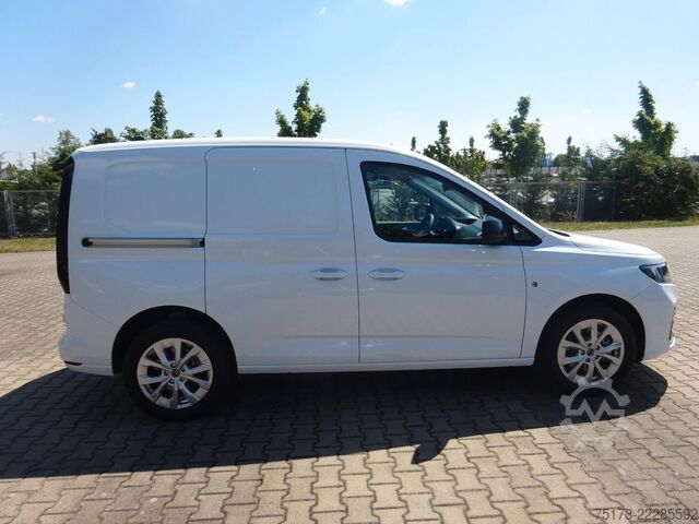 厢式货车 FORD Transit Connect Limited L1 Kasten Stndhzg 2xS-Tü